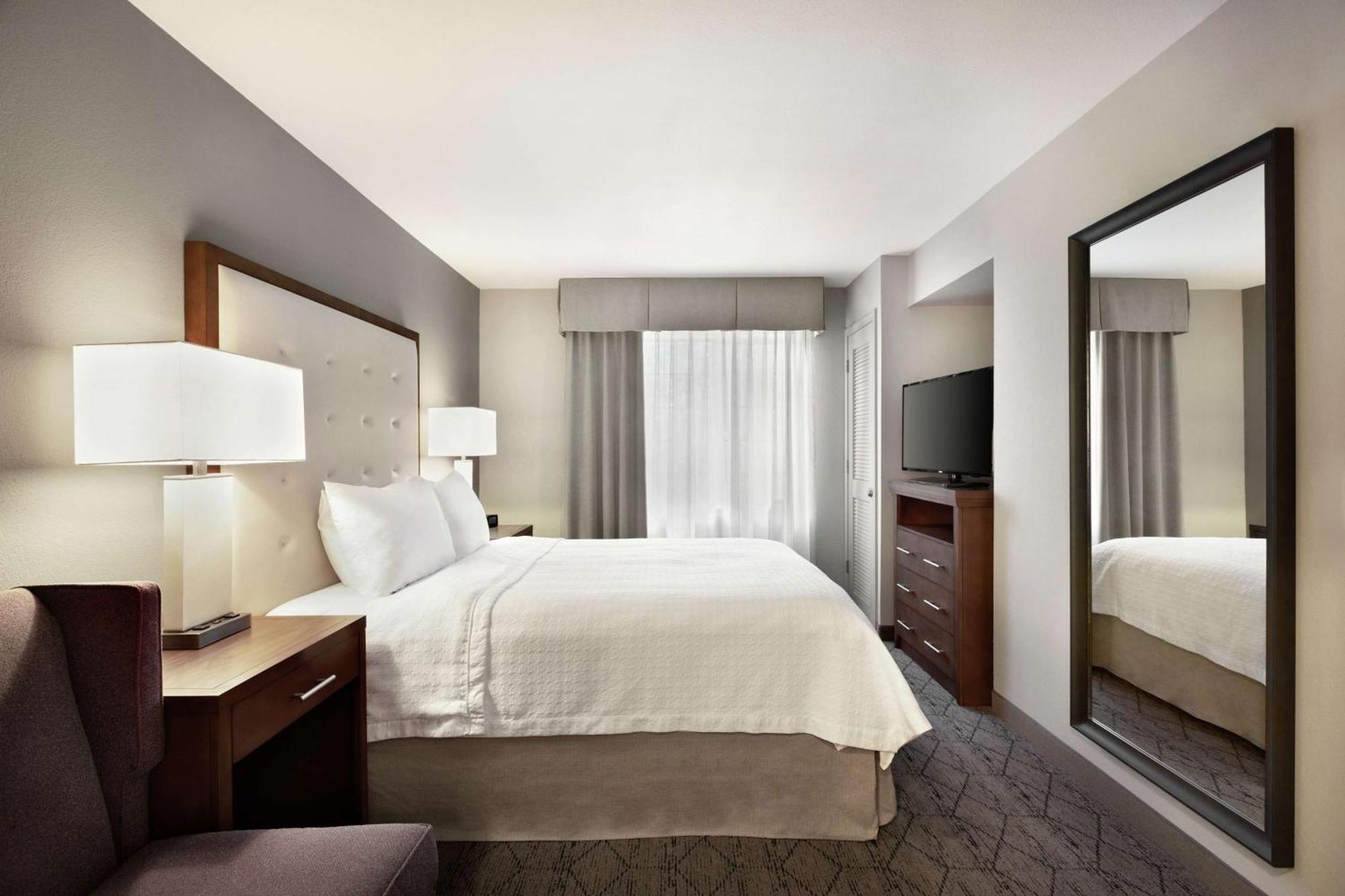 Homewood By Hilton Airport Hotel 3*