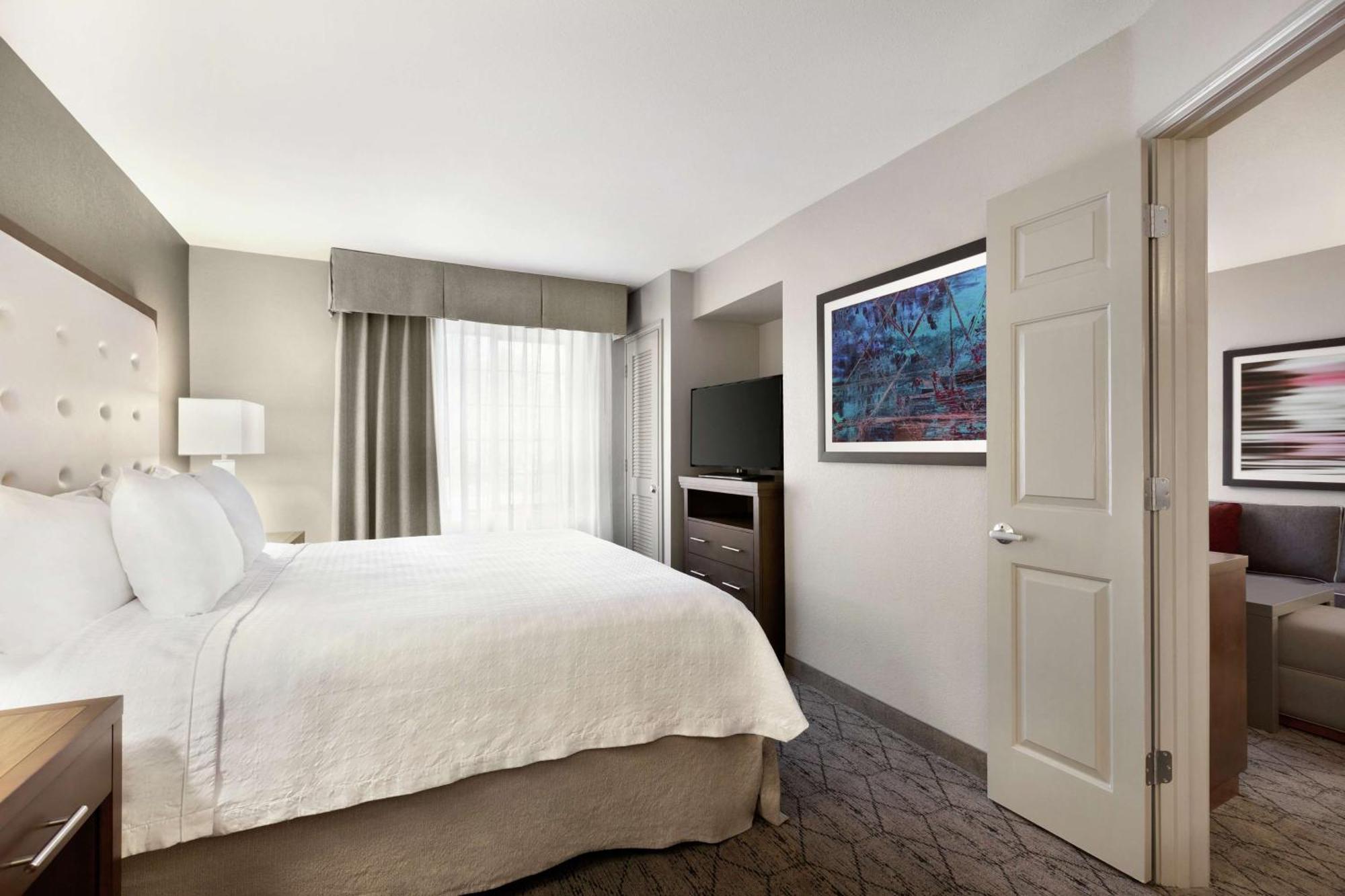Homewood By Hilton Airport Hotel 3*
