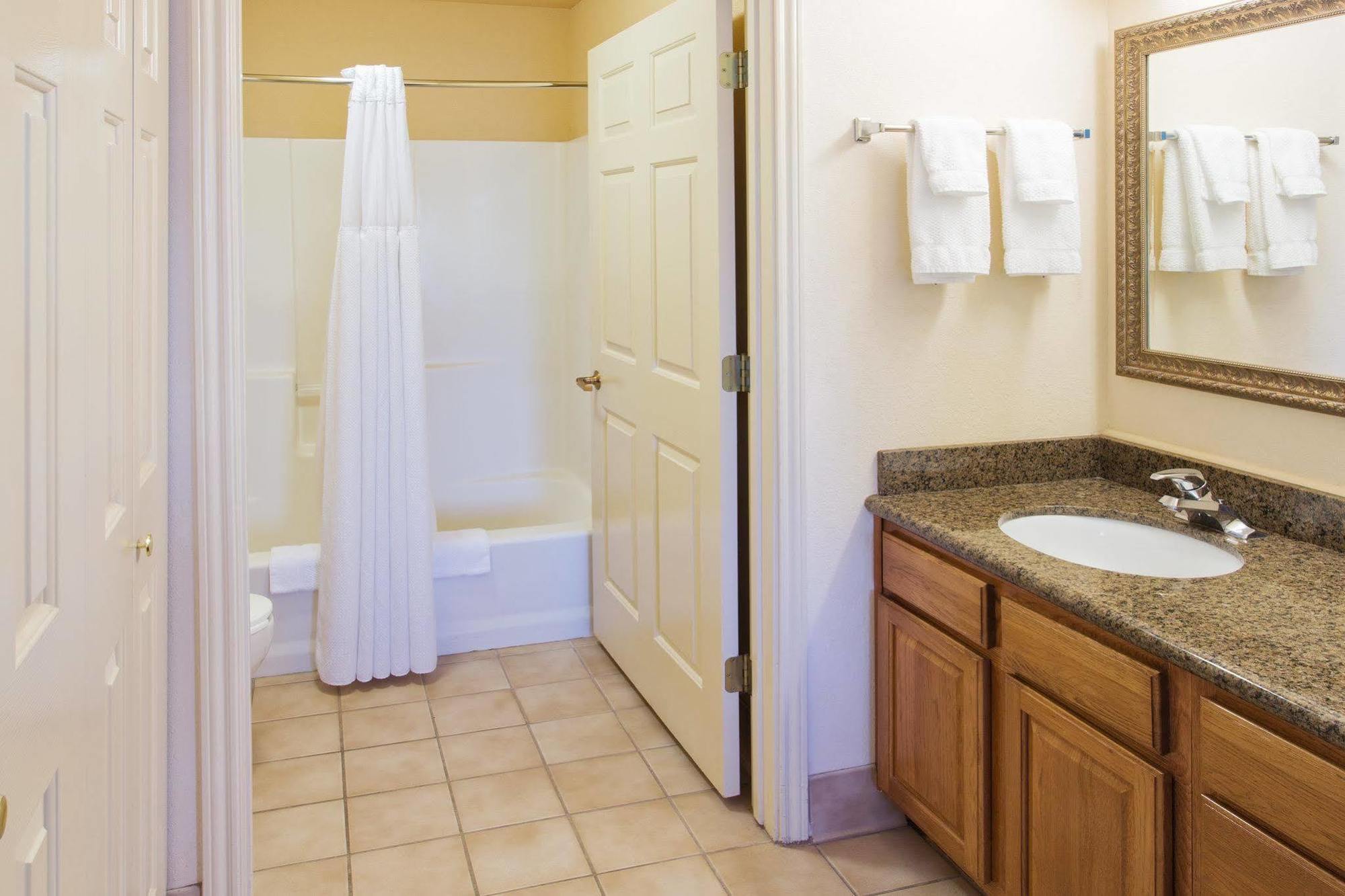 Homewood By Hilton Airport Hotel 3*