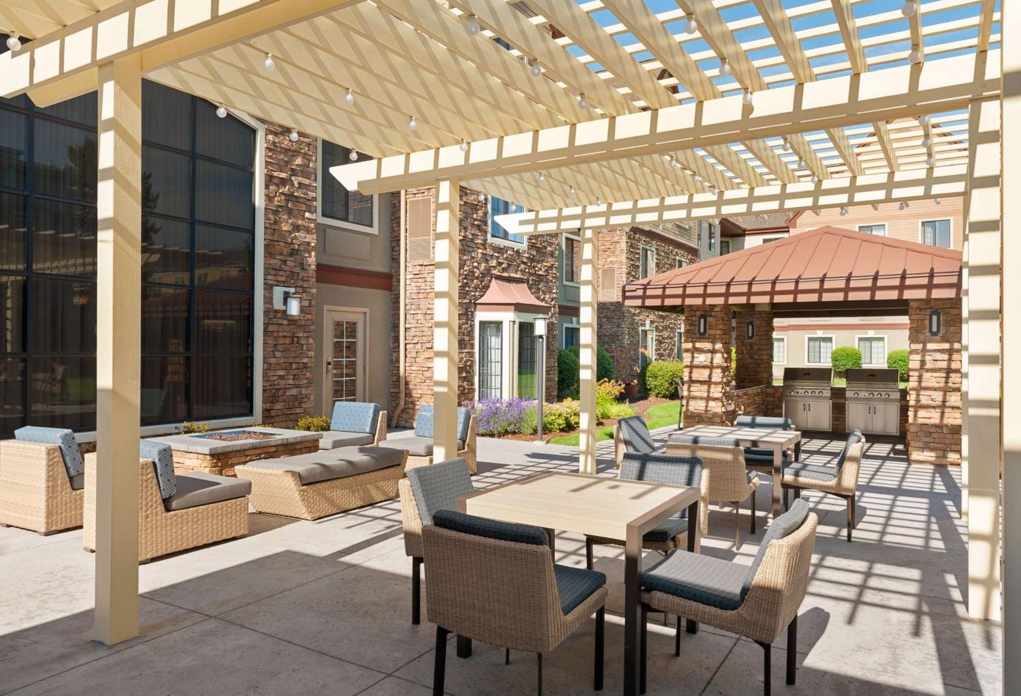 Homewood By Hilton Airport Hotel 3*
